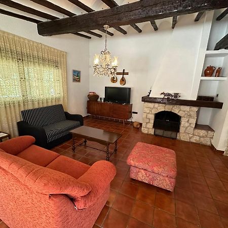Finca Paraiso Rural エル・ブルゴ・デ・オスマ エクステリア 写真
