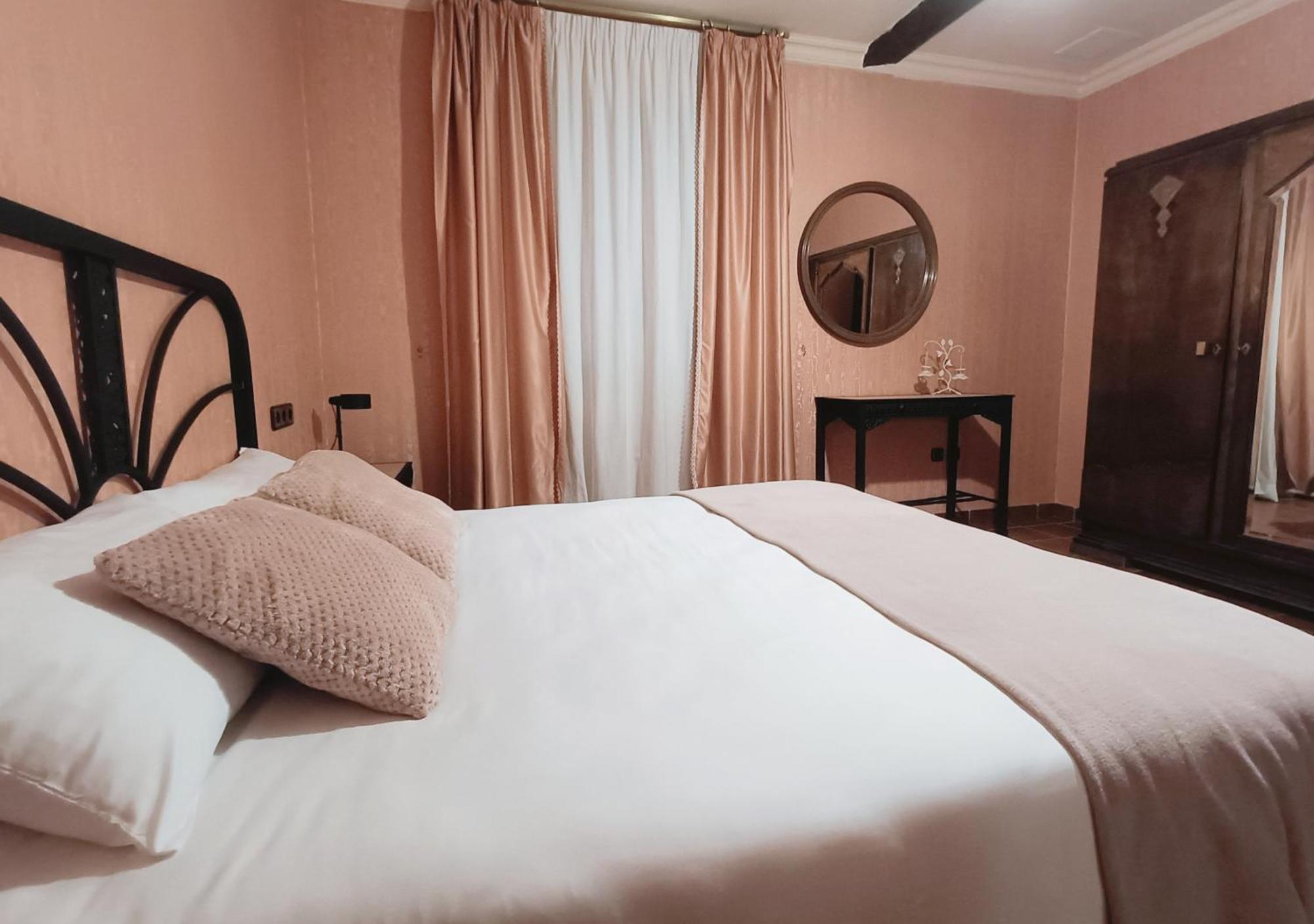 Finca Paraiso Rural エル・ブルゴ・デ・オスマ 部屋 写真
